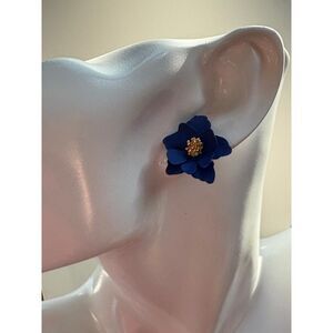 Multi-Layer Blue Petal Flower Earrings